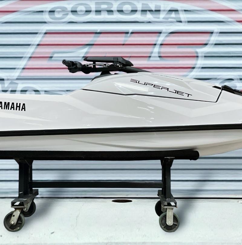 2025 Yamaha SuperJet - 2025 Yamaha SuperJet