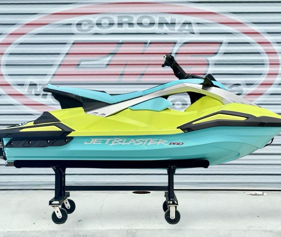 2025 Yamaha JetBlaster PRO 3-Up - Image 1