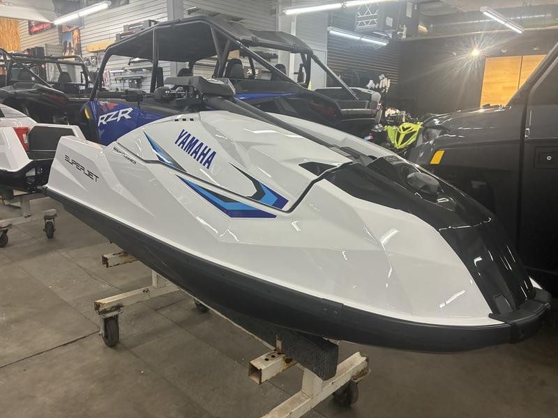  2026 Yamaha WaveRunners SuperJet® - 2026 Yamaha SuperJet®