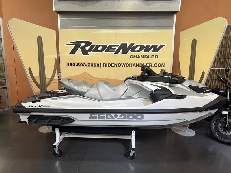 2025 Sea-Doo GTX™ Limited 325 White Pearl Premium - Image 1