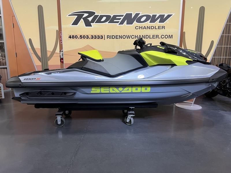 2025 Sea-Doo RXP-X™ 325 iBR Ice Metal / Manta Green - 2025 Sea-Doo RXP-X™ 325 iBR Ice Metal / Manta Green