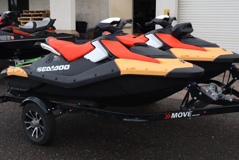 2025 Sea-Doo Spark™ for 2 Rotax® 900 ACE™- 90 CONV with IBR - 2025 Sea-Doo Spark™ for 2 Rotax® 900 ACE™- 90 CONV with IBR